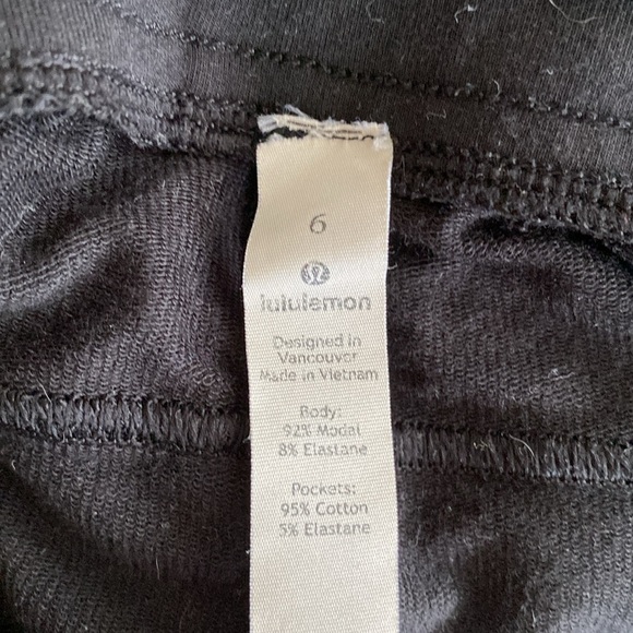 ❤️ Lululemon Inner Glow High Rise Modal Short 3" Black Size 6 - Picture 5 of 9